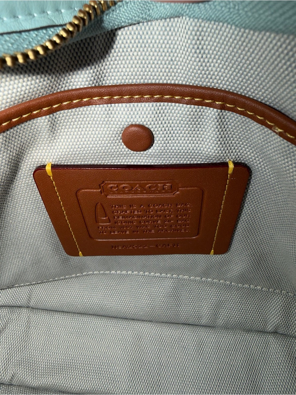 Coach Curve Zip bag - Picture 6 of 6